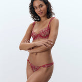 Amarosa Blommotiv Broderat Set Rosa